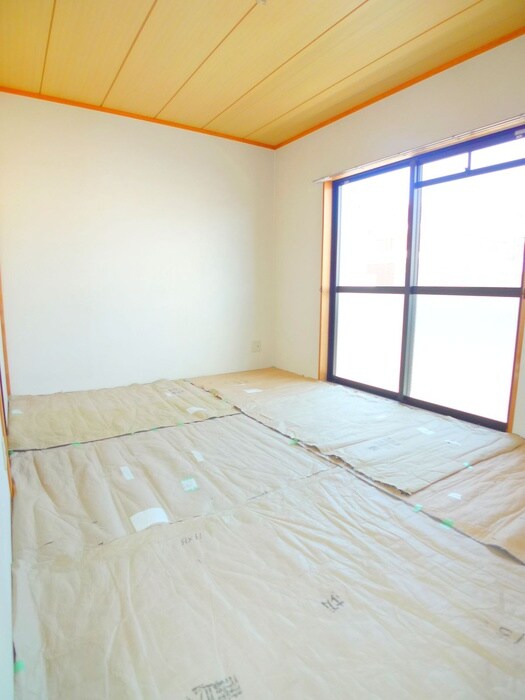 物件内観写真10　(居室)