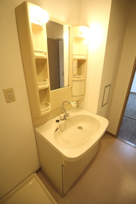 物件内観写真13　(洗面)