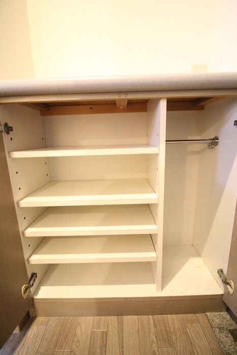 物件内観写真17　(靴箱)