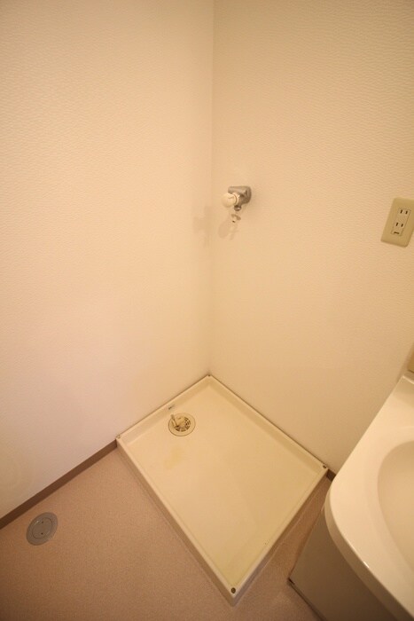 物件内観写真20　(洗濯機置場)