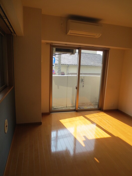 物件内観写真11　(居室)