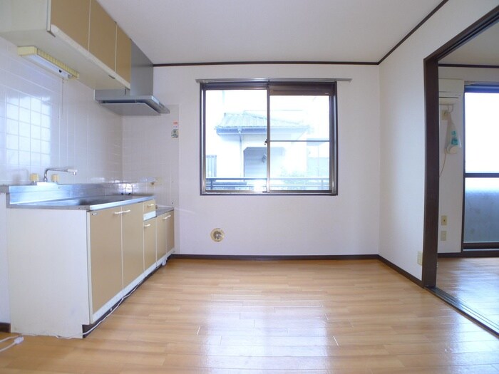 物件内観写真9　(居室)