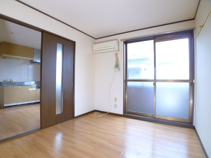 物件内観写真14　(居室)