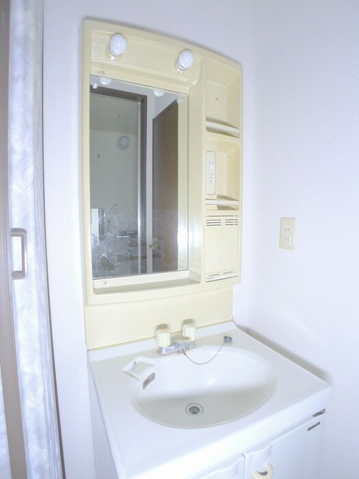 物件内観写真16　(洗面)