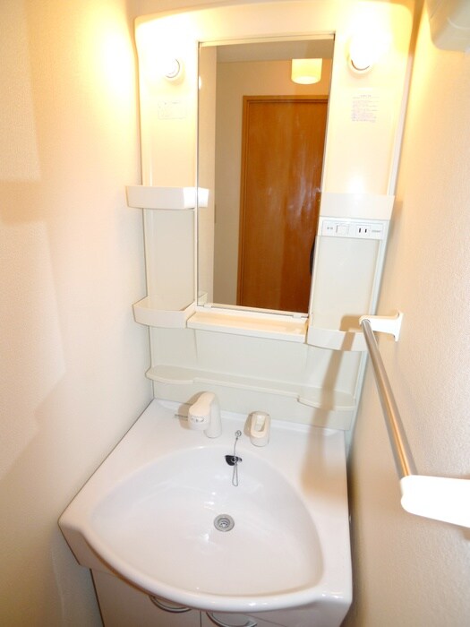 物件内観写真9　(洗面)