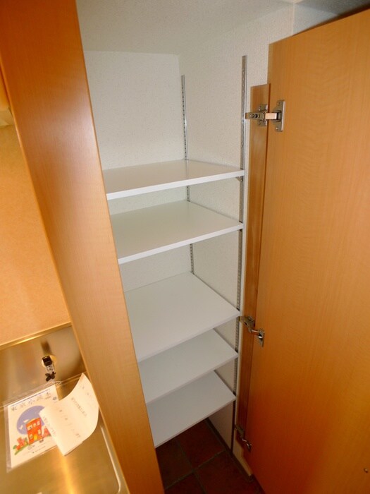 物件内観写真13　(靴箱)