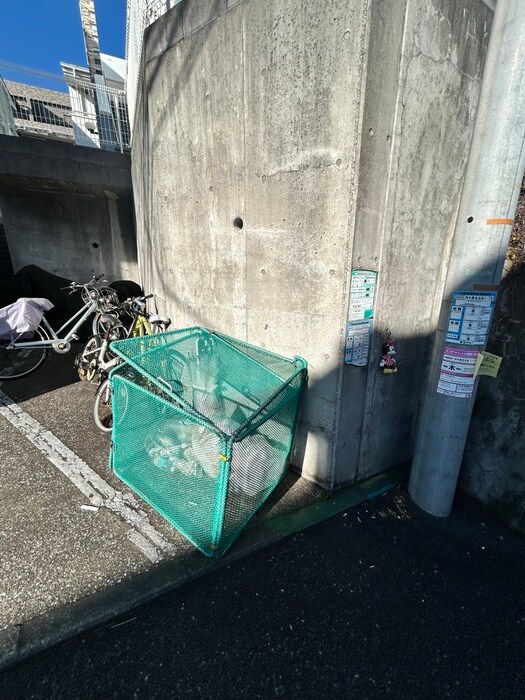 物件外観写真3　(建物設備)