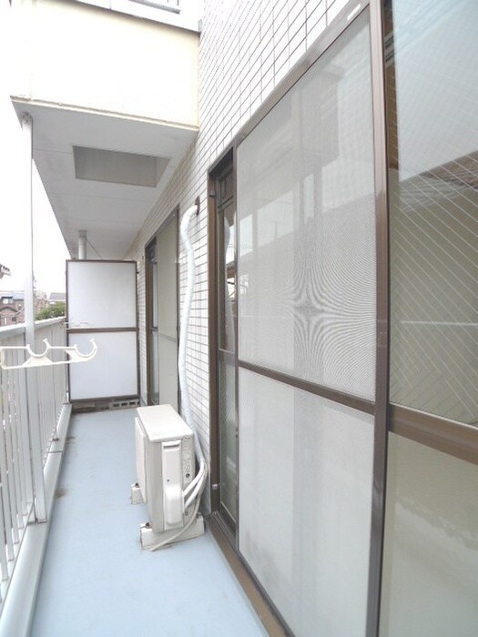 物件内観写真15　(室内からの展望)