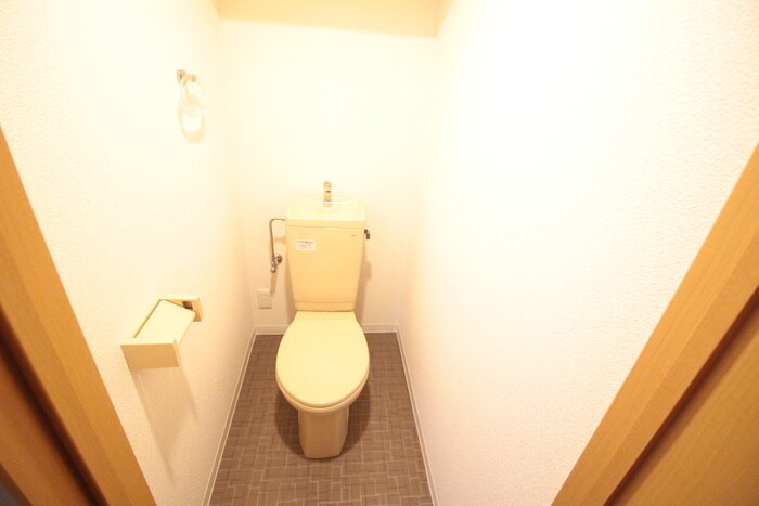 物件内観写真13　(トイレ)