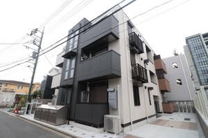 キャトルセゾン狛江外観写真
