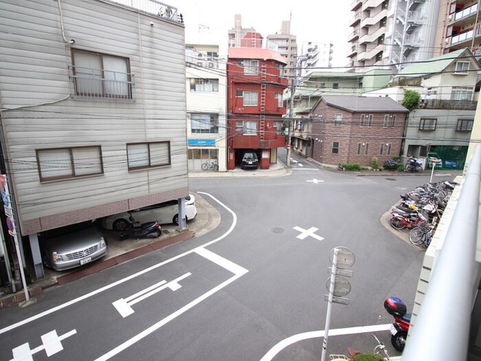 物件内観写真9　(室内からの展望)