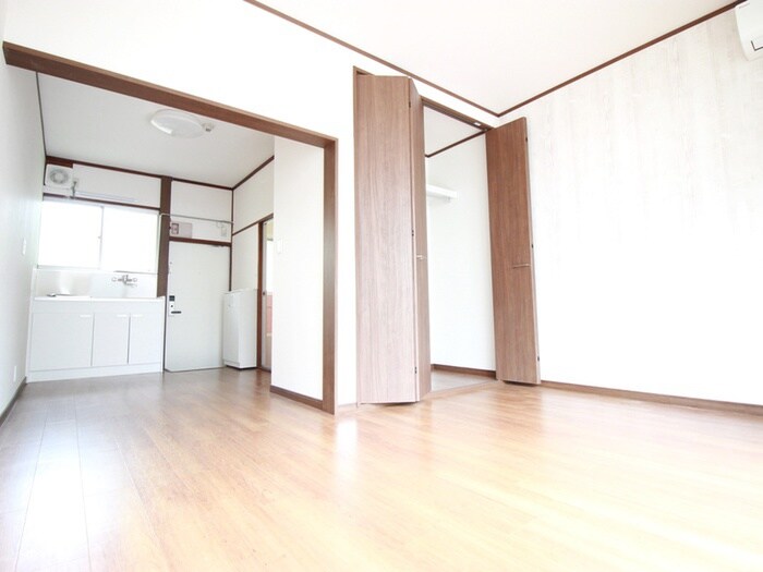 物件内観写真9　(居室)