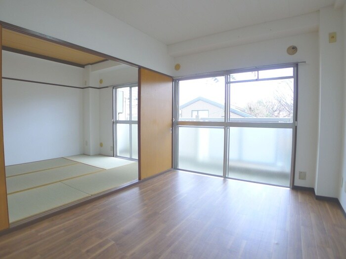 物件内観写真8　(ベランダ・バルコニー)