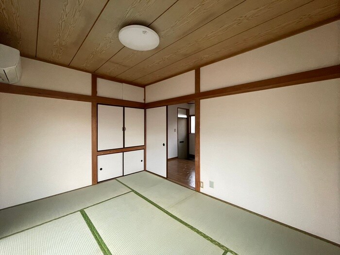 物件内観写真8　(居室)