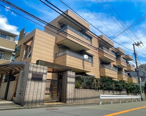 ドミ－ル　ヨコハマ外観写真