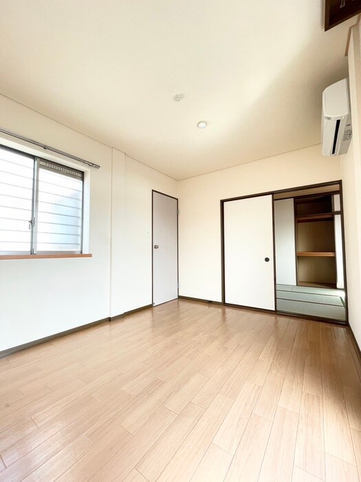 物件内観写真7　(居室)