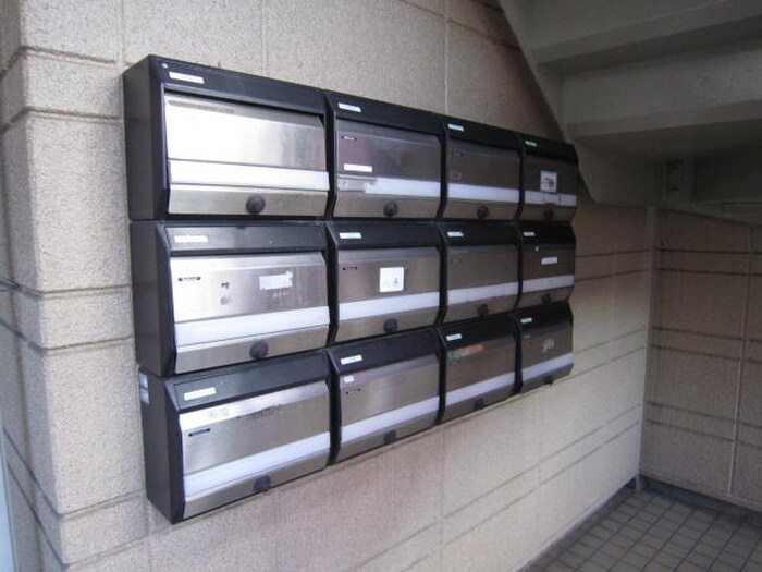 物件外観写真6　(建物設備)