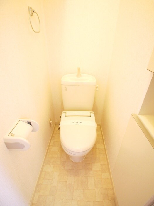 物件内観写真14　(トイレ)