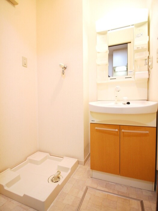 物件内観写真19　(洗濯機置場)