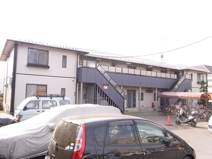 物件外観写真5　(駐車場)