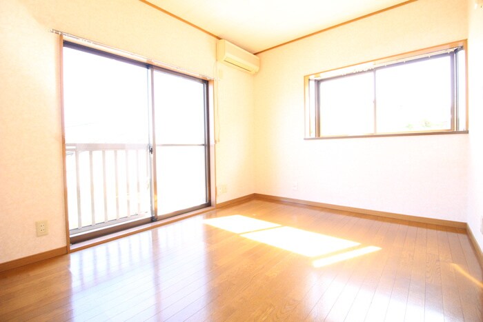 物件内観写真7　(居室)