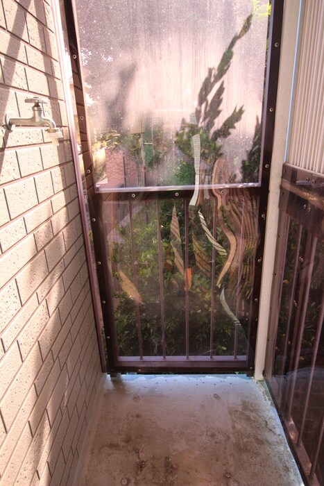 物件内観写真15　(洗濯機置場)