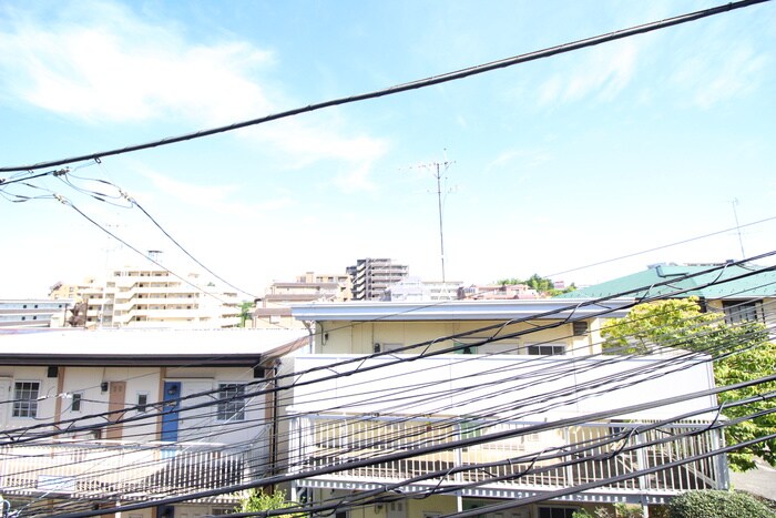 物件内観写真16　(室内からの展望)