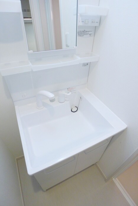 物件内観写真9　(洗面)