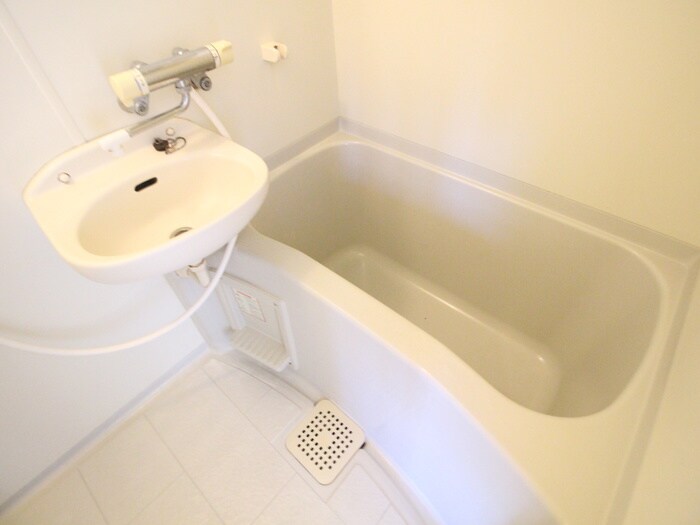 物件内観写真12　(バス／シャワールーム等)