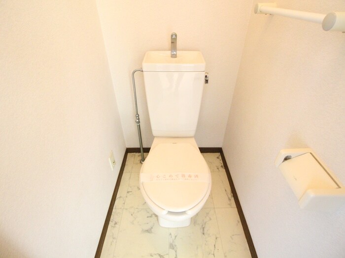 物件内観写真13　(トイレ)