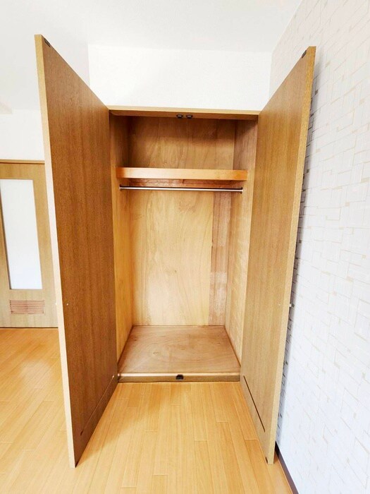 物件内観写真10　(収納)