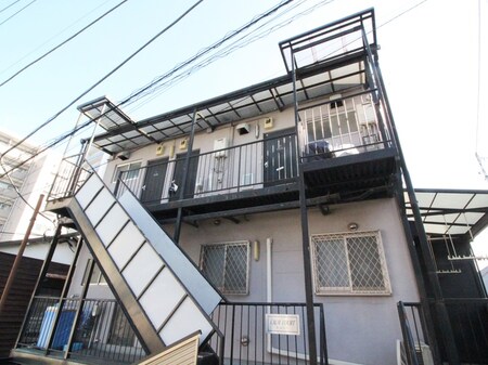 カ－ムコ－ト外観写真