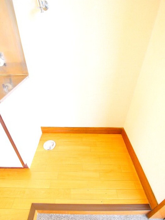 物件内観写真21　(洗濯機置場)