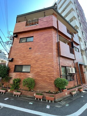 岡部ビル外観写真
