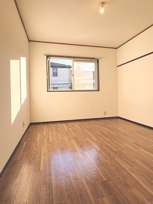 物件内観写真6　(居室)