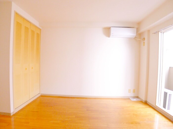 物件内観写真18　(居室)