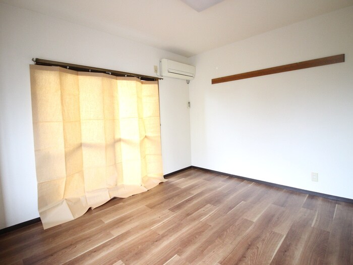 物件内観写真5　(居室)