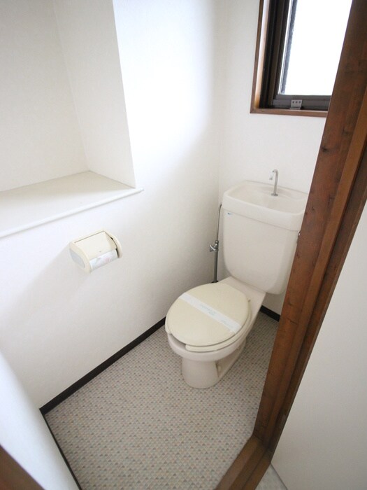 物件内観写真14　(トイレ)