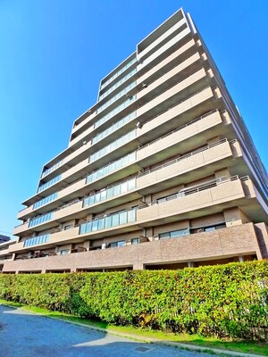 ライオンズプラザ本八幡(302)外観写真