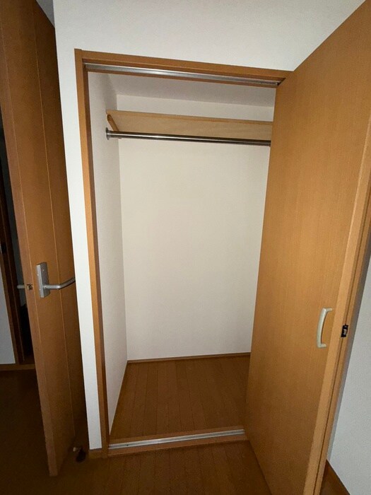 物件内観写真13　(収納)