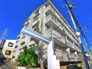 ガーデンヒルズ外観写真
