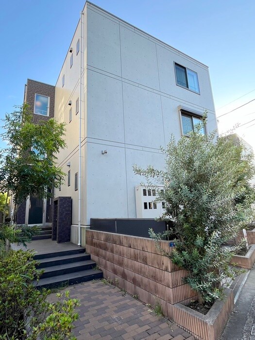 物件外観写真2　(外観写真)