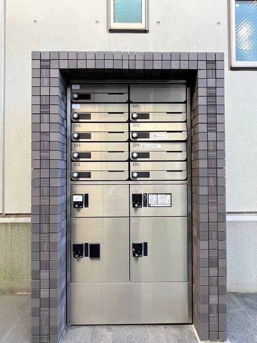 物件外観写真4　(建物設備)