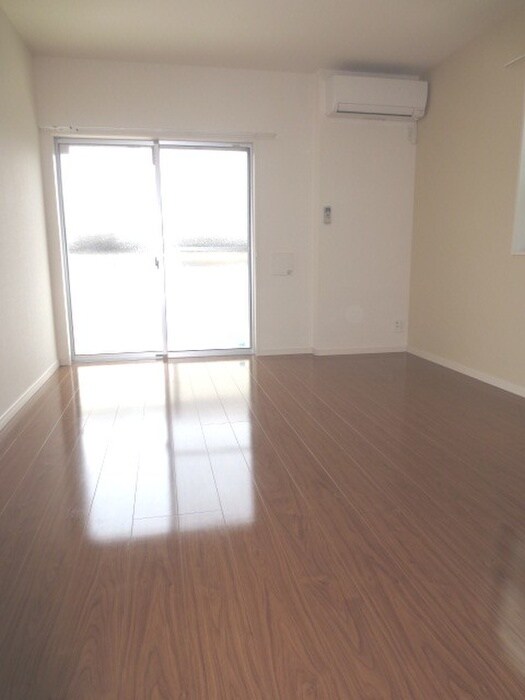 物件内観写真15　(玄関)