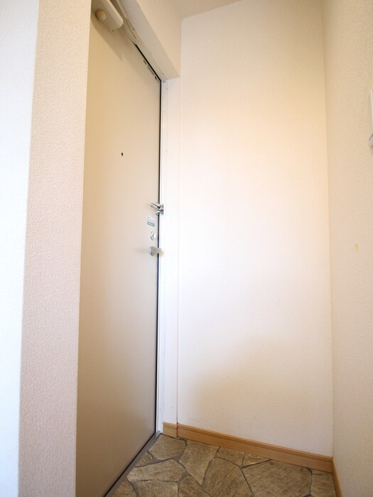 物件内観写真15　(玄関)