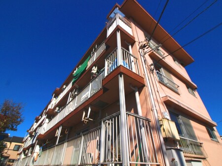 田辺マンション鶴間外観写真