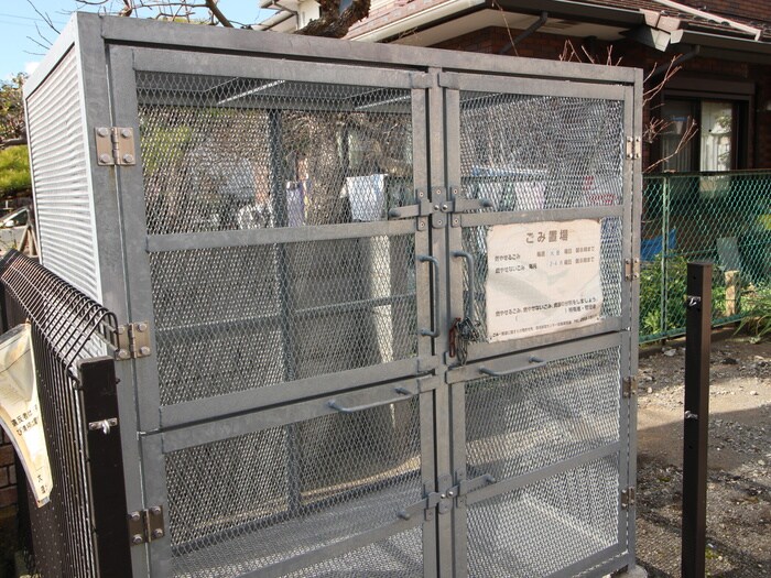 物件外観写真4　(建物設備)