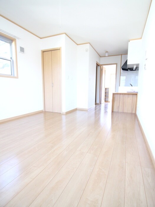 物件内観写真8　(居室)