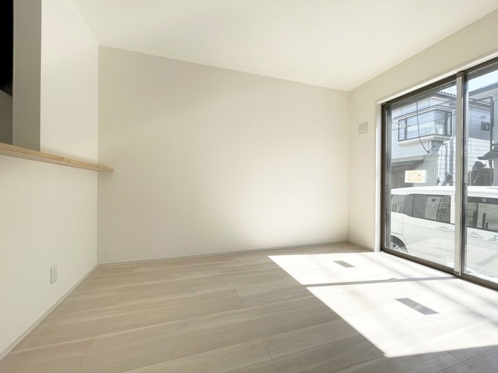 物件内観写真6　(居室)