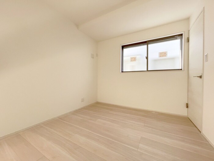 物件内観写真9　(居室)